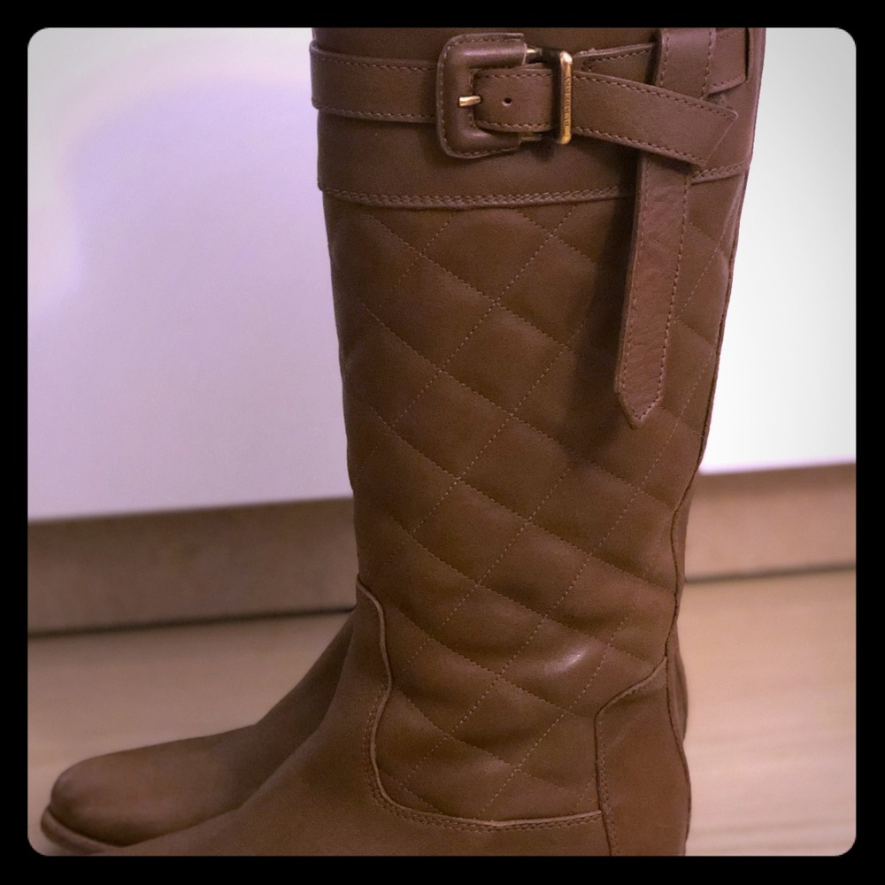 Burberry Leather Boots- excellent condition